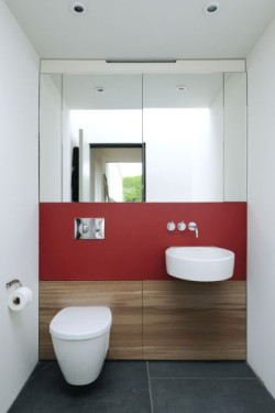 W strefach narażonych na wilgoć sprawdzą się odporne na działanie wody płyty mfp