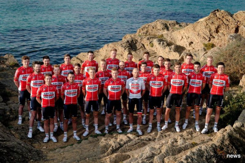 W środku Tomasz Marczyński z Lotto Soudal