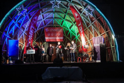 Zgodnie z wieloletnią tradycją, także i w tym roku Fabryka Farb i Lakierów Śnieżka SA czynnie włączyła się w akcję społeczną Wielkiej Orkiestry Świątecznej Pomocy