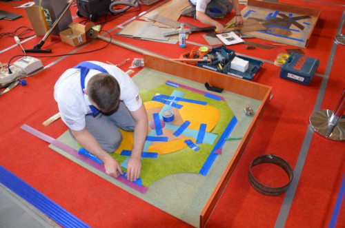 Pokazy działania narzędzi i urządzeń, prezentacje technologii, praktyczne porady - to stałe elementy wiodących zachodnich imprez targowych już od wielu lat