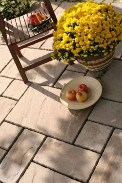 Płyty Polbruk Plaza przypominają śródziemnomorskie pejzaże