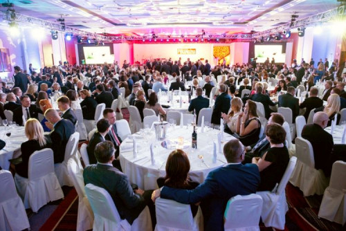 W imprezie nazywanej piłkarskimi Oskarami rokrocznie uczestniczą znakomici goście