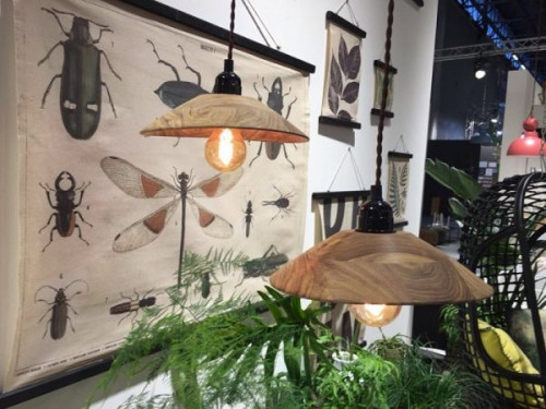 Do wnętrz wkracza przyroda z całą swą bujną i bezpretensjonalną urodą