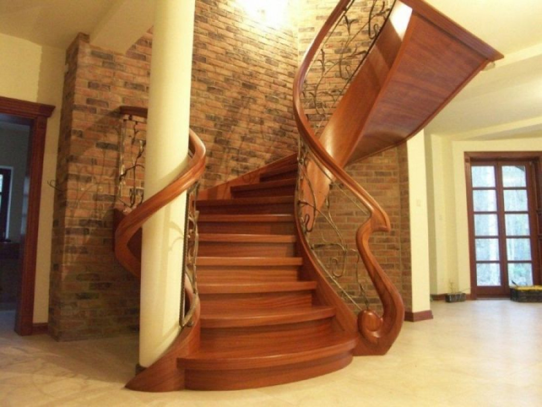 Domański: Jakie drewno na schody?