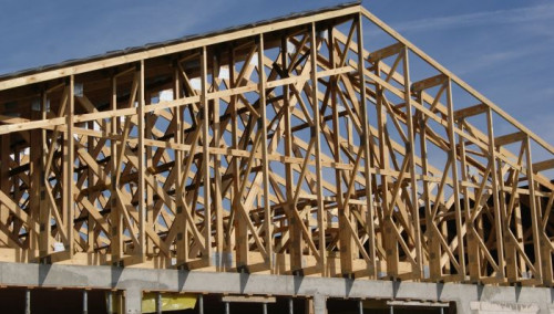 Decydując się na wybór dostawcy konstrukcji dachowej na pewno warto rozważyć kilka istotnych czynników, które pomogą wybrać najlepszego dostawcę