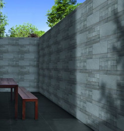 Decyzja o wyborze materiału do budowy to pierwszy krok na drodze do modnego i wytrzymałego ogrodzenia wokół domu