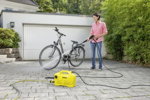 Linia kompaktowych urządzeń K 2 udowadnia, że wysokiej jakości wykończenie oraz dobre efekty czyszczenia mogą być także dostępne w niższym segmencie cenowym