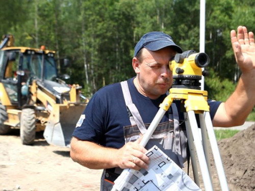 Prace wykonawcze powinny być zawsze poprzedzone badaniem geologicznym gruntu oraz prawidłowym określeniem jego parametrów