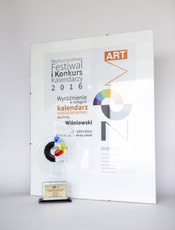 Kalendarz WIŚNIOWSKI 2016 został jednym z laureatów Międzynarodowego Festiwalu i Konkursu Kalendarzy Zoom Art