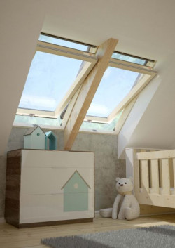 Dodatkowo dla zwiększenia komfortu użytkowania szyby zostały wyposażone w powłokę samoczyszczącą SGG BIOCLEAN