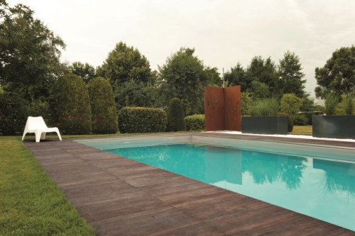 Drewno to wyjątkowo uniwersalny materiał, który doskonale sprawdza się w większości aranżacji