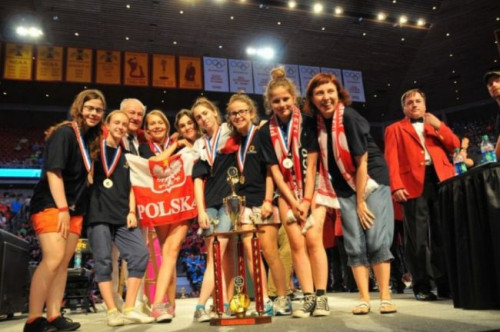 W zeszłym roku na finał pojechała drużyna z Łodzi, a uczniowie Zespołu Szkół STO zostali Mistrzami Polski oraz Mistrzami i Wicemistrzami Świata Odysei Umysłu