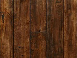 Dąb poddany jest obróbce chemicznej, w wyniku której zmienia barwę na ciemnobrązową