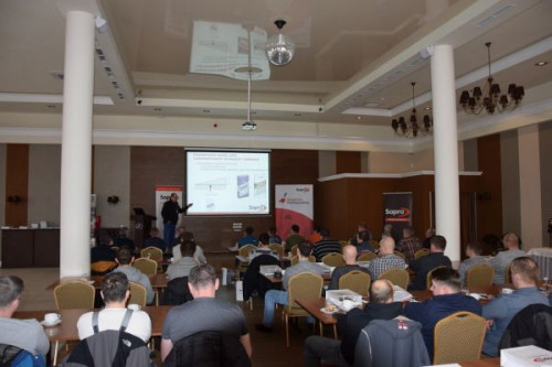 Każdy z uczestników Akademii otrzymał, oprócz podbudowy teoretycznej i bloku praktycznego, pakiet materiałów szkoleniowych