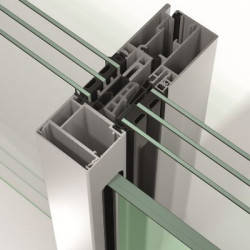 System Schüco FWS 60 CV, oprócz doskonałego designu, oferuje szereg korzyści zarówno producentom, firmom wykonawczym, jak i użytkownikom ostatecznym