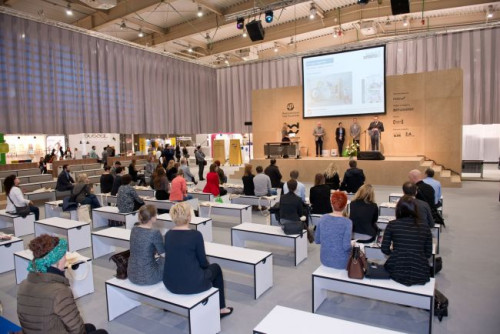 Dnia 09.03.2016 r. podczas Targów Meble Polska w Poznaniu odbyła się gala wręczenia nagród konkursu &quot;Spełnij dziecięce marzenia&quot;