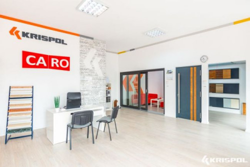 KRISPOL, czołowy producent bram, okien i rolet, stawia na sukcesywny rozwój sieci salonów w Polsce