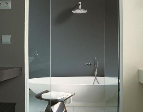 Deszczownica prysznicowa zamiast tradycyjnej słuchawki