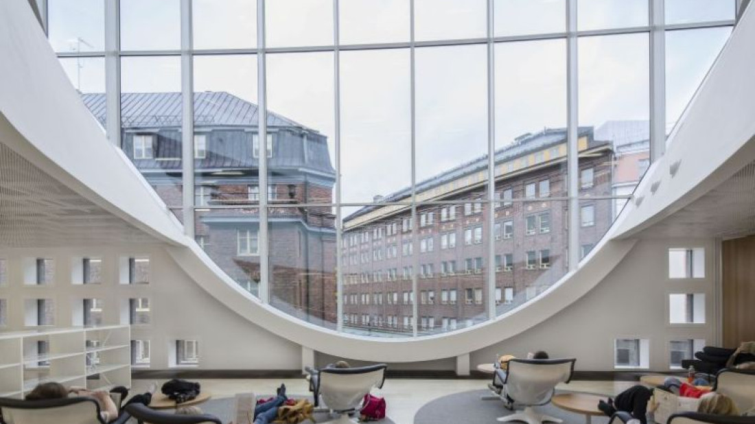 Biblioteka Uniwersytetu w Helsinkach – okno na świat z szybami marki Pilkington