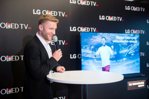 Ambasadorem telewizorów zarówno LG Super UHD 4K jak i LG OLED TV został Kuba Błaszczykowski