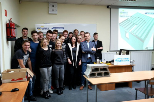 Dla zwiększenia efektywności i zysków, współczesny rynek pracy wymaga od swoich pracowników ciągłego podnoszenia kompetencji zawodowych