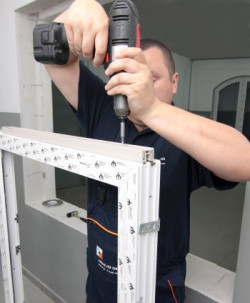 Podstawowym narzędziem do weryfikacji termiki okna jest współczynnik przenikania ciepła Uw