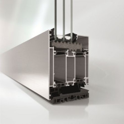 Platforma Schüco ADS SimplySmart pozwala na wykonywanie dowolnego rodzaju drzwi wejściowych o podstawowej głębokości zabudowy 75 lub 90 mm