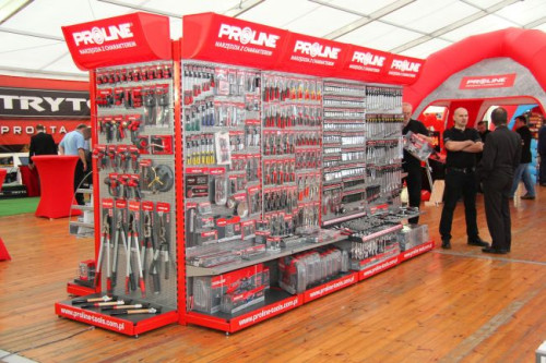 Licznie przybyli goście mieli unikatową okazję, aby osobiście przetestować sprzęt z oferty marek własnych PROFIX