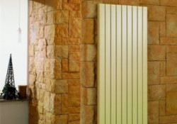 W pomieszczaniach o dużym przeszkleniu idealnie sprawdza się Narbonne V