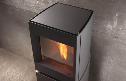 Poza oczywistymi zaletami Stuv P-10 w konstrukcji i techniki, okazuje się wyjątkowy, z wydajnością ponad 90%