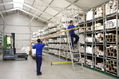 Firma EXTE jest partnerem dla producentów okien, rolet oraz firm budujących domy