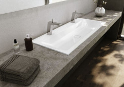 Wszystkie umywalki w standardzie wyposażone zostały w powierzchnię uszlachetnioną ułatwiającą utrzymanie produktu w czystości