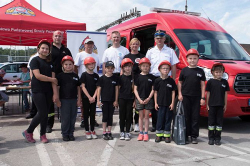 Na uczestników pikniku czekało wiele atrakcji, w tym symulacje i pokazy