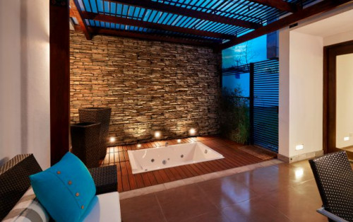 Płytki produkowane są z gipsu i betonu