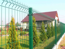 Ogrodzenie dalej ma spełniać przede wszystkim funkcje ochronne i wygrodzenia terenu