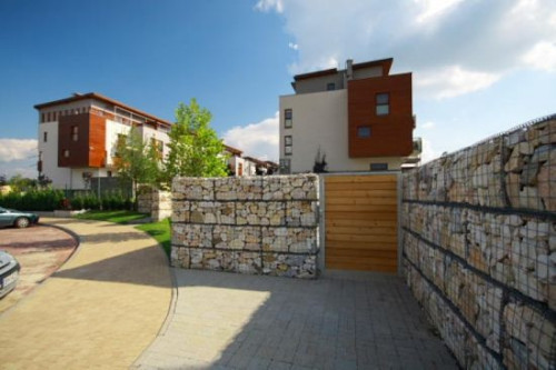 Realizacja wybija się na tle innych przepięknym i oryginalnym zarazem wyglądem