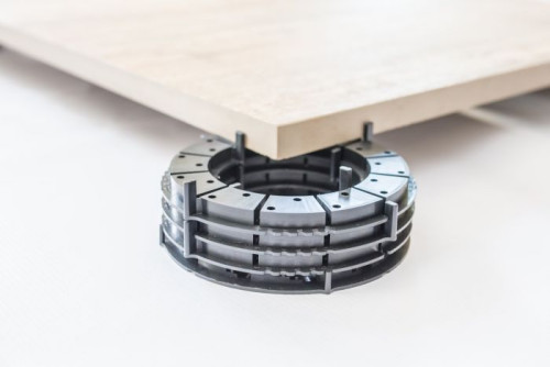 Zaprojektowane przez nas podstawki mogą być stosowane do budowy powierzchni tarasowych oraz balkonowych