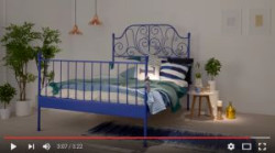 Metalowa rama łóżka może zyskać nowy wygląd dzięki pomalowaniu wodorozcieńczalną emalią Tikkurila Everal Aqua Matt 10