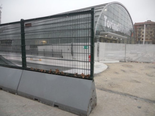 Firma Betafence przygotowała kilka rozwiązań zapewniających komfort i bezpieczeństwo zawodnikom i kibicom