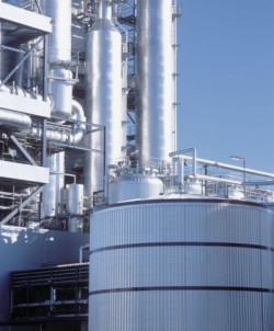 Podstawowym czynnikiem branym pod uwagę przy projektowaniu izolacji zbiorników jest rzeczywista temperatura ich pracy