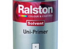 Jakiego produktu gruntującego używać na powierzchniach kamiennych i syntetycznych?