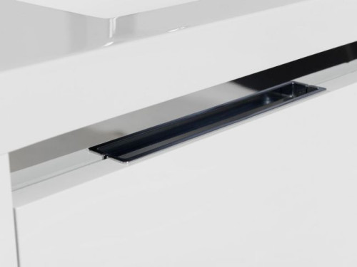 Coraz więcej osób zainteresowanych jest minimalistycznymi meblami, w których rolę uchwytów pełnią podcięcia szafek czy ozdobne listwy