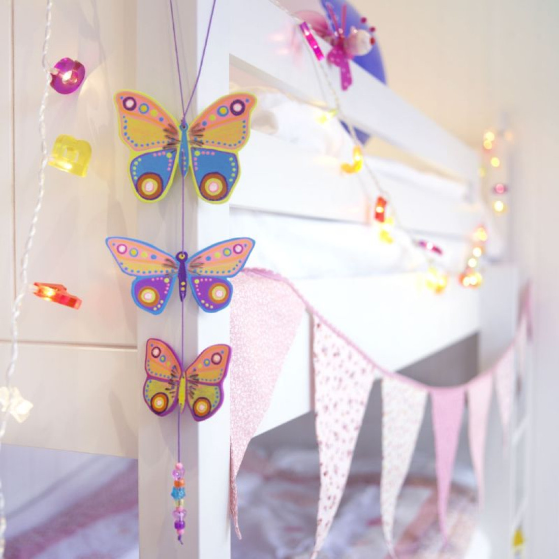 Bosch: Drewniane motyle: wspomnienie lata w pokoju Twojego dziecka