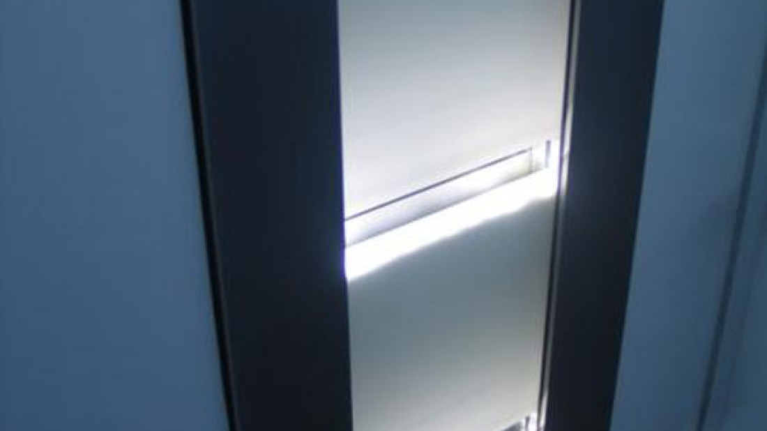 Eksluzywne drzwi z podświetleniem LED firmy ŻEMP