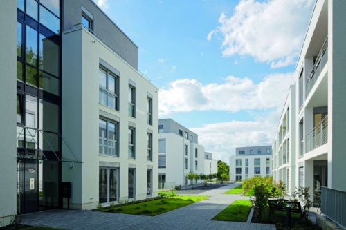 Złożony z pięciu modułów mieszkalnych, luksusowy kompleks jest położony w centralnej otoczonej naturalną zielenią części miasta