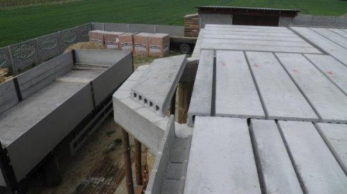 Rozpiętość stropu to największa możliwa odległość pomiędzy podporami, takimi jak ściany czy słupy