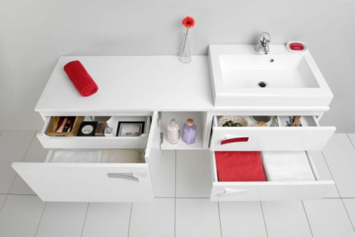 W przechowywaniu najbardziej pomocne będą meble duże i głębokie