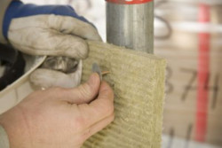 Przy obliczaniu wartości współczynnika masywności przekroju, używana jest pełna objętość profilu