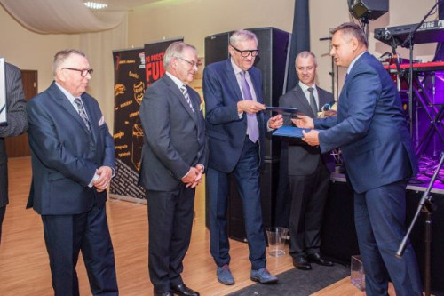 Była wspólna zabawa, zawody sportowe i uroczysty bankiet