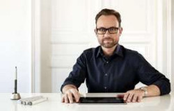 Bohaterem najnowszej odsłony cyklu jest niemiecki twórca Oliver Schweizer